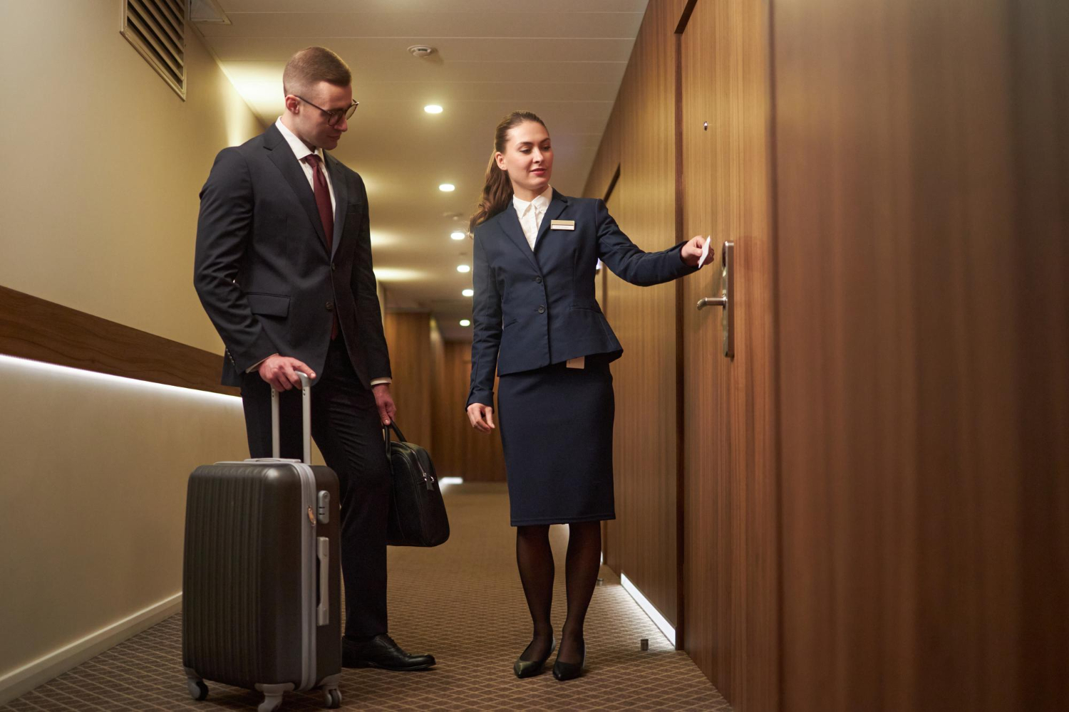 Benefits of Spoonbill PMS for Managing Hotel Services and Guest Activities