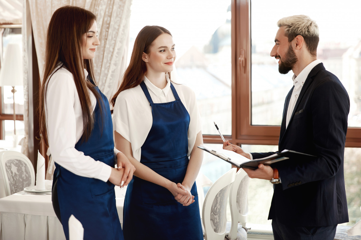 Managing Accommodations and Restaurant Services with Spoonbill PMS